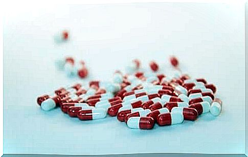 Treatment with pregabalin may be necessary for some patients. 